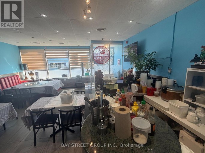 6294 MAIN STREET, Whitchurch-Stouffville (Stouffville), Ontario, L4A1G8