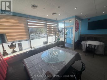 6294 MAIN STREET Whitchurch-Stouffville (Stouffville) Ontario photo 3