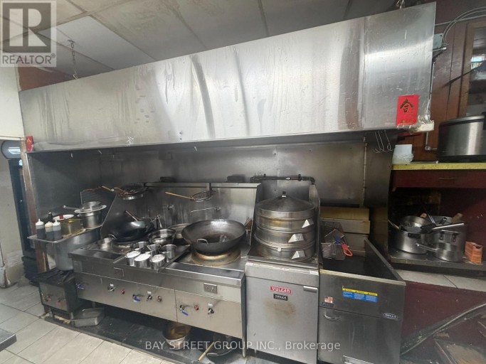 6294 MAIN STREET, Whitchurch-Stouffville (Stouffville), Ontario, L4A1G8
