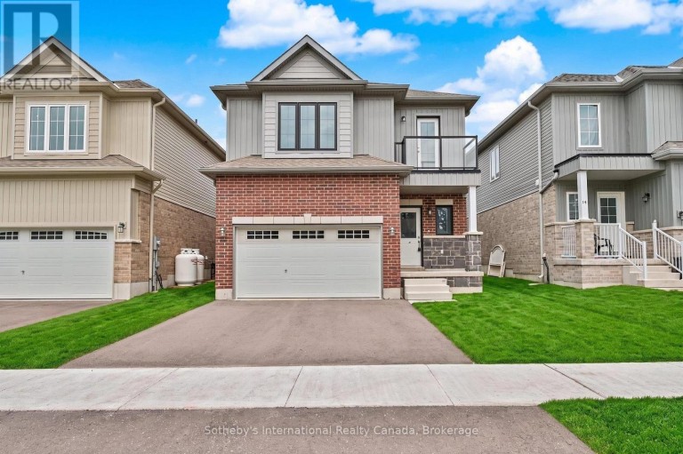 12 HILLCROFT WAY, Kawartha Lakes (Bobcaygeon), Ontario, K0M1A0