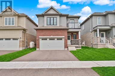 12 HILLCROFT WAY Kawartha Lakes (Bobcaygeon) Ontario photo 1