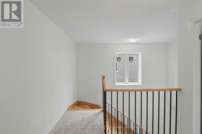 12 HILLCROFT WAY, Kawartha Lakes (Bobcaygeon), Ontario, K0M1A0