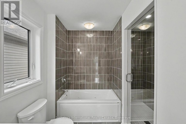 12 HILLCROFT WAY, Kawartha Lakes (Bobcaygeon), Ontario, K0M1A0