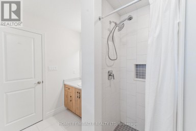 53 ROBERTSON DRIVE Stratford Ontario photo 20