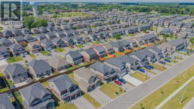 53 ROBERTSON DRIVE Stratford Ontario photo 41