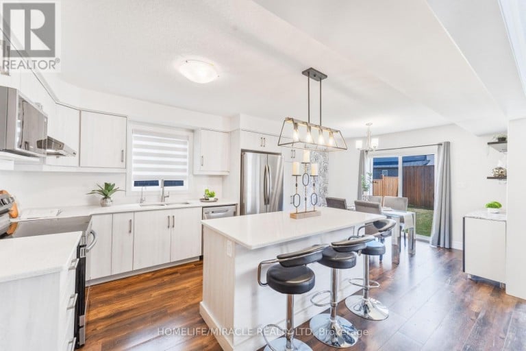 53 ROBERTSON DRIVE, Stratford, Ontario, N5A0J6
