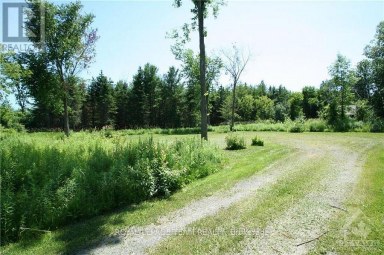 3500 COUNTY 11 ROAD South Dundas Ontario photo 3