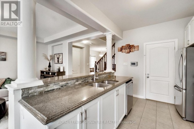 15 WHITEROSE LANE, Whitchurch-Stouffville (Stouffville), Ontario, L4A0Z7