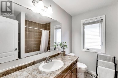 15 WHITEROSE LANE Whitchurch-Stouffville (Stouffville) Ontario photo 25