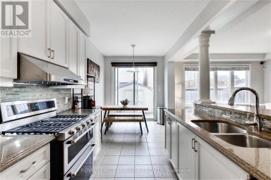 15 WHITEROSE LANE Whitchurch-Stouffville (Stouffville) Ontario photo 8
