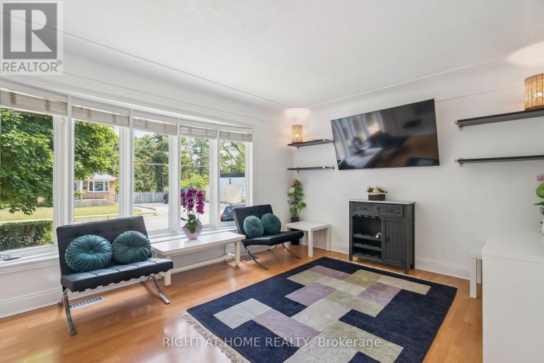 2343 MOUNTAINSIDE DRIVE, Burlington (Mountainside), Ontario, L7P1C1