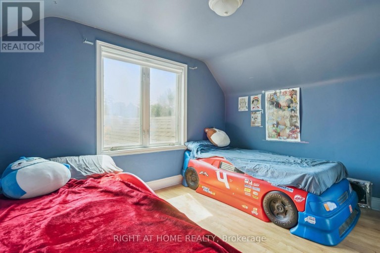 2343 MOUNTAINSIDE DRIVE, Burlington (Mountainside), Ontario, L7P1C1