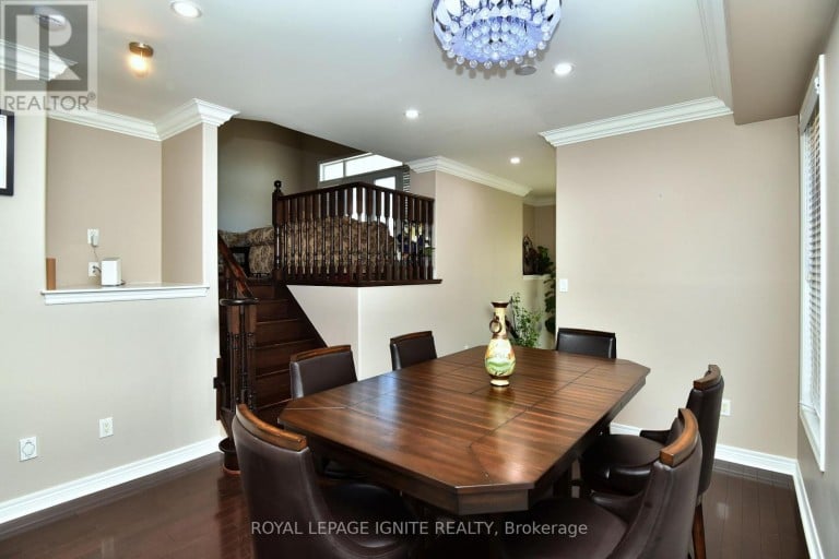 42 GRAYLEAF DRIVE, Whitchurch-Stouffville (Stouffville), Ontario, L4A1S8