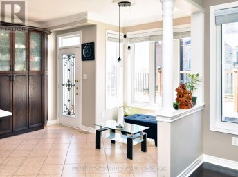 42 GRAYLEAF DRIVE Whitchurch-Stouffville (Stouffville) Ontario photo 17