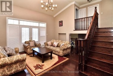 42 GRAYLEAF DRIVE Whitchurch-Stouffville (Stouffville) Ontario photo 18