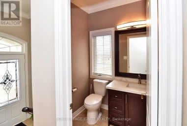 42 GRAYLEAF DRIVE Whitchurch-Stouffville (Stouffville) Ontario photo 22