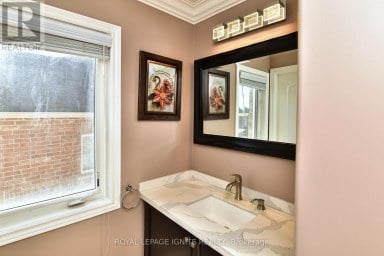 42 GRAYLEAF DRIVE Whitchurch-Stouffville (Stouffville) Ontario photo 33