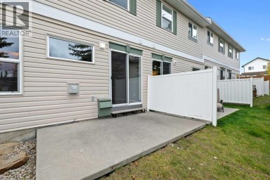 13 Country Hills Rise NW Calgary Alberta photo 20