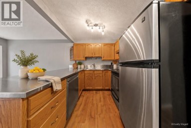 13 Country Hills Rise NW Calgary Alberta photo 4