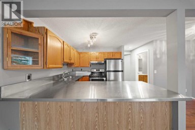 13 Country Hills Rise NW Calgary Alberta photo 9