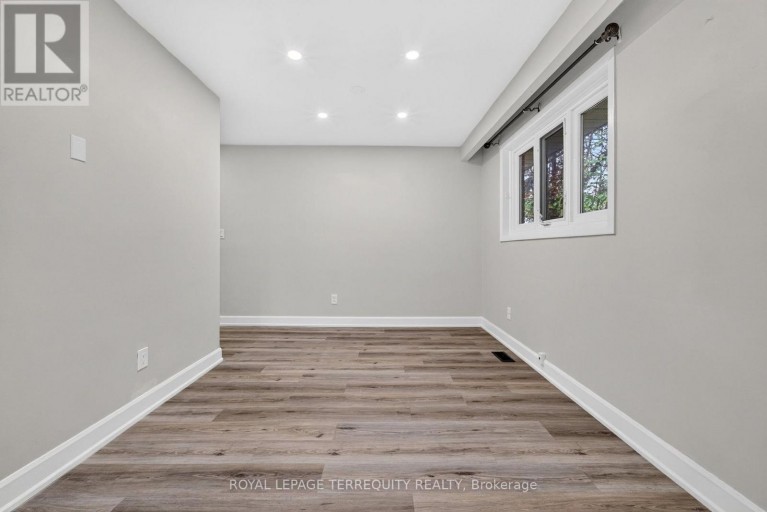 134 SWITZER DRIVE, Oshawa (Centennial), Ontario, L1G3J7