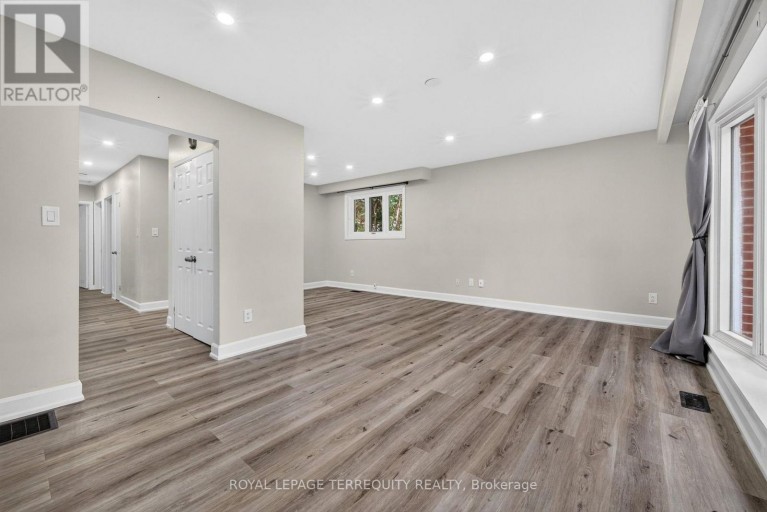134 SWITZER DRIVE, Oshawa (Centennial), Ontario, L1G3J7
