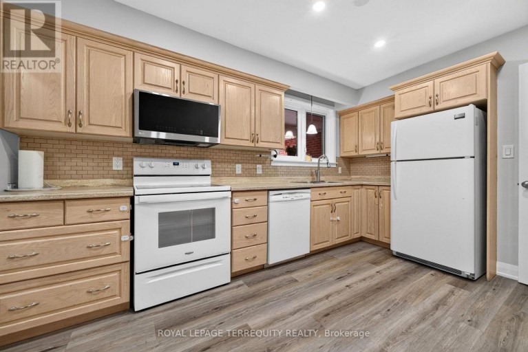 134 SWITZER DRIVE, Oshawa (Centennial), Ontario, L1G3J7