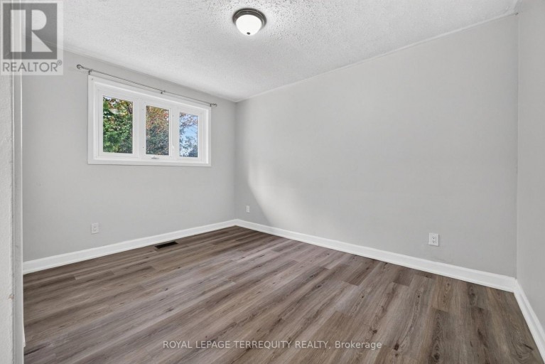 134 SWITZER DRIVE, Oshawa (Centennial), Ontario, L1G3J7