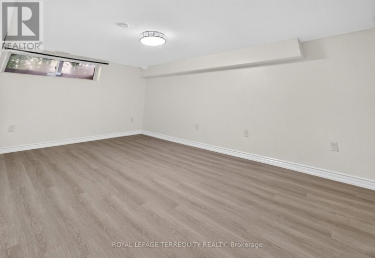 134 SWITZER DRIVE, Oshawa (Centennial), Ontario, L1G3J7