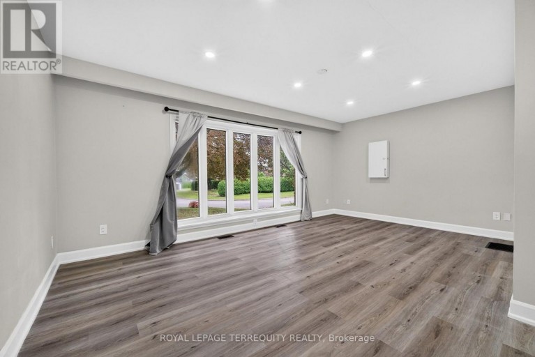 134 SWITZER DRIVE, Oshawa (Centennial), Ontario, L1G3J7