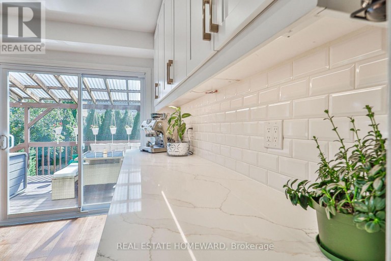 162 BOB O'LINK AVENUE, Vaughan (Glen Shields), Ontario, L4K1H2