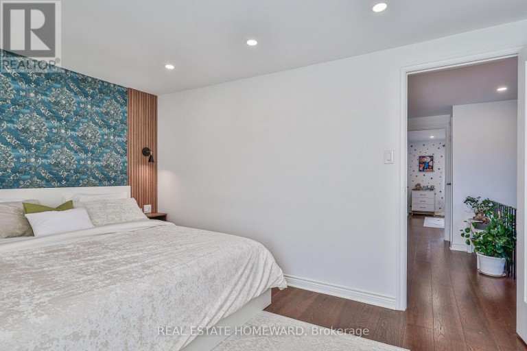 162 BOB O'LINK AVENUE, Vaughan (Glen Shields), Ontario, L4K1H2