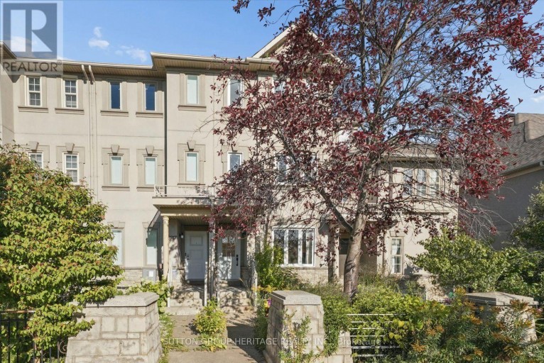 8915 YONGE STREET, Richmond Hill (Langstaff), Ontario, L4C0L5