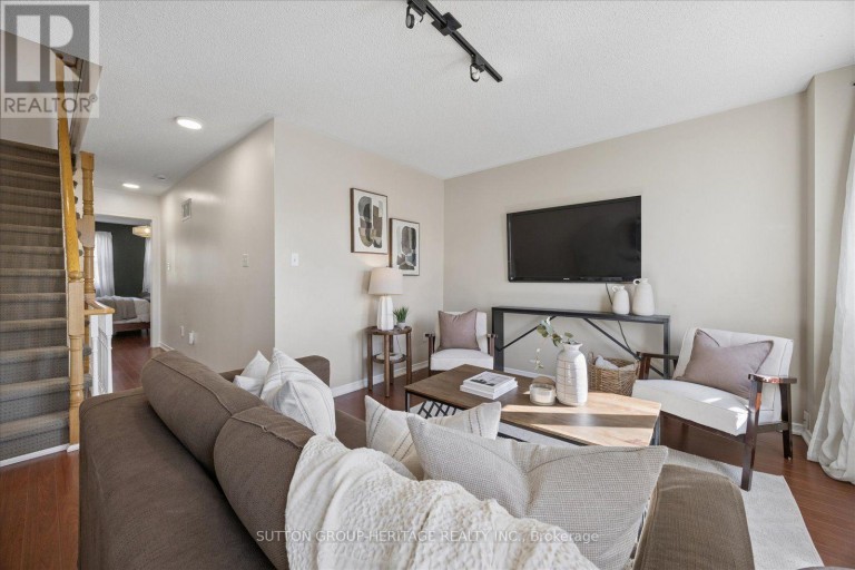 8915 YONGE STREET, Richmond Hill (Langstaff), Ontario, L4C0L5