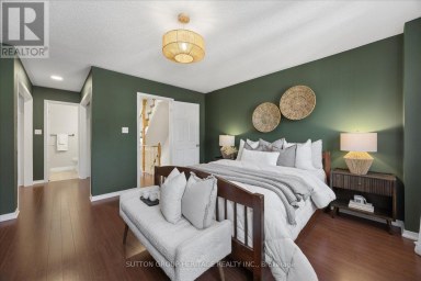 8915 YONGE STREET Richmond Hill (Langstaff) Ontario photo 21