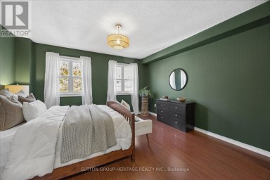 8915 YONGE STREET Richmond Hill (Langstaff) Ontario photo 24