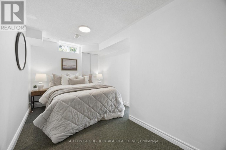 8915 YONGE STREET, Richmond Hill (Langstaff), Ontario, L4C0L5