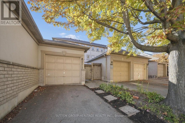 8915 YONGE STREET, Richmond Hill (Langstaff), Ontario, L4C0L5