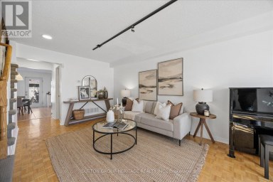8915 YONGE STREET Richmond Hill (Langstaff) Ontario photo 8
