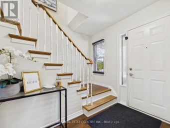 68 AURORA PLACE Brampton (Heart Lake West) Ontario photo 4