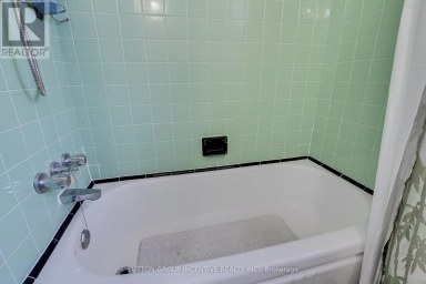43 SUSSEX AVENUE Richmond Hill (Crosby) Ontario photo 23