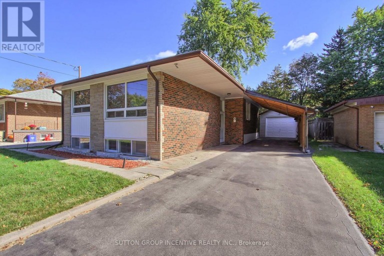 43 SUSSEX AVENUE, Richmond Hill (Crosby), Ontario, L4C2E5