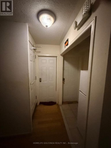 10 ALDWINCKLE HEIGHTS, Toronto (York University Heights), Ontario, M3J3S6