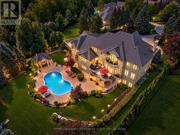 106 ABBRUZZE COURT, Vaughan (Kleinburg), Ontario, L3L0A9