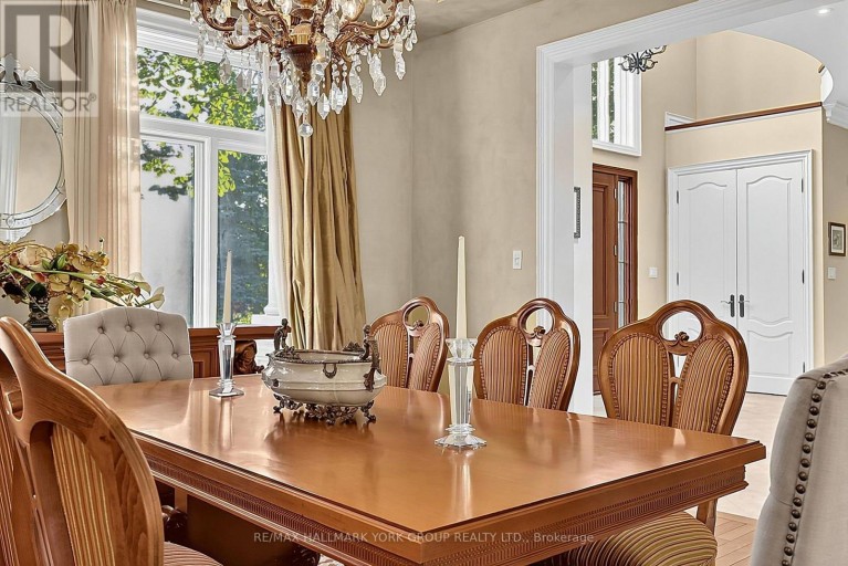 106 ABBRUZZE COURT, Vaughan (Kleinburg), Ontario, L3L0A9