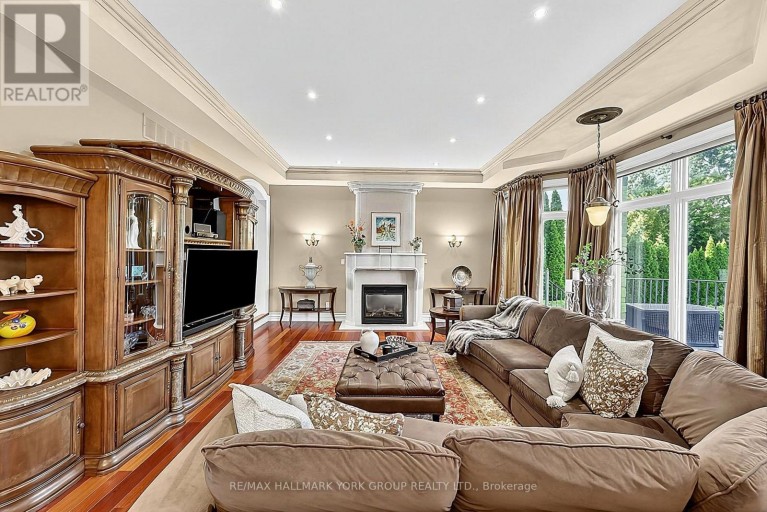 106 ABBRUZZE COURT, Vaughan (Kleinburg), Ontario, L3L0A9