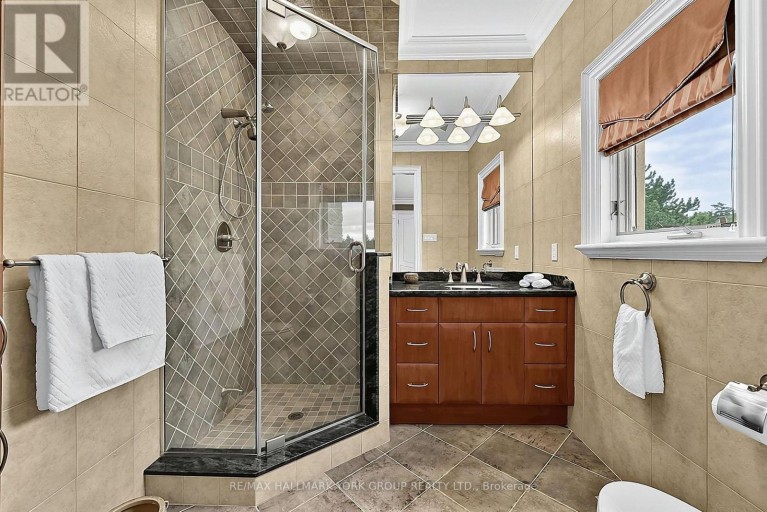 106 ABBRUZZE COURT, Vaughan (Kleinburg), Ontario, L3L0A9