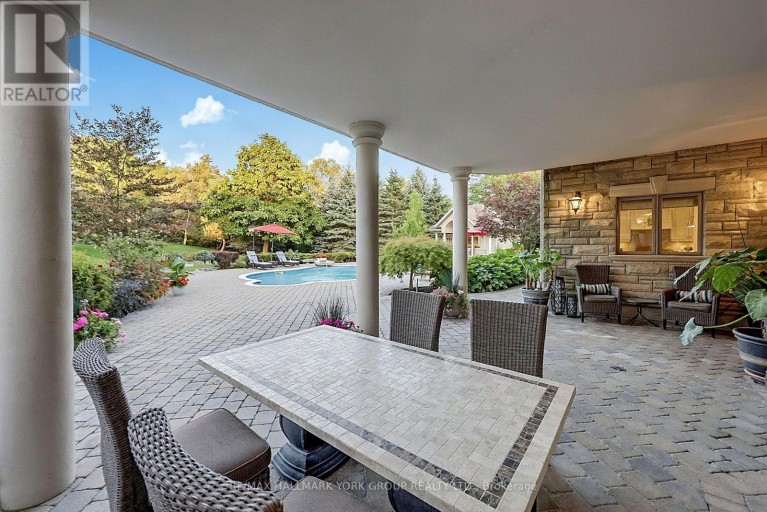 106 ABBRUZZE COURT, Vaughan (Kleinburg), Ontario, L3L0A9