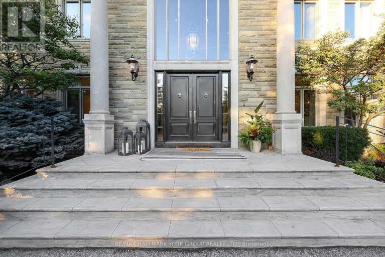 106 ABBRUZZE COURT, Vaughan (Kleinburg), Ontario, L3L0A9