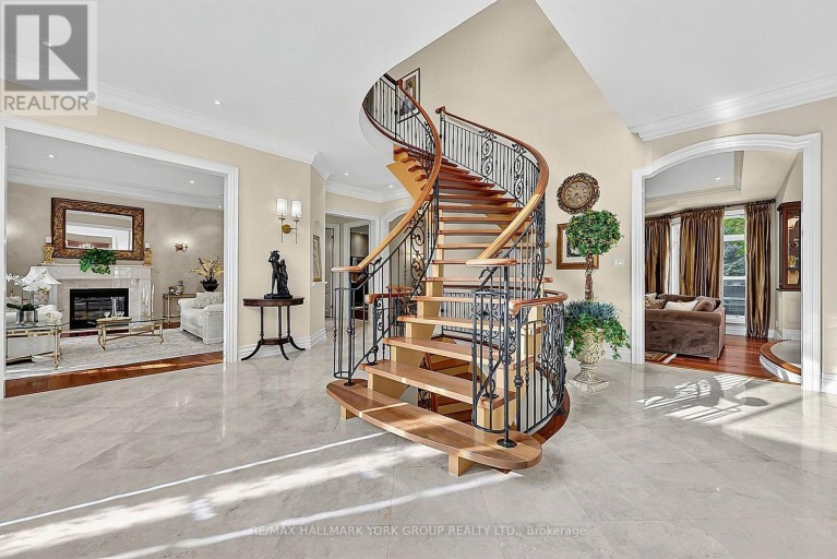 106 ABBRUZZE COURT, Vaughan (Kleinburg), Ontario, L3L0A9